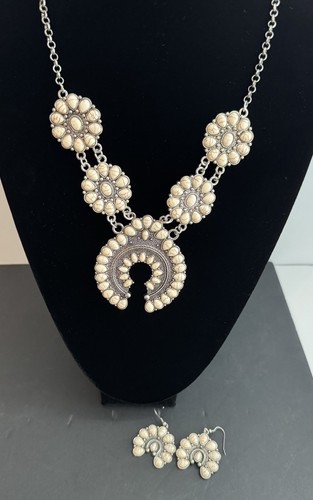 Squash blossom cream necklace - squash,
