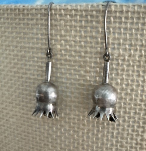 Navajo style handmade squash - style,